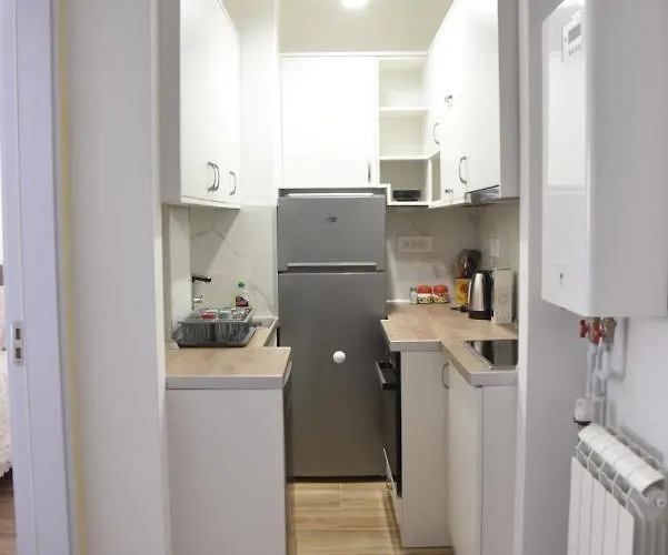 Stan Na Dan Park アパート Raška